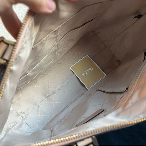 NWT | MICHAEL KORS Hamilton Traveler Tote Satchel Handbag Laptop Work Bag - Picture 11 of 13